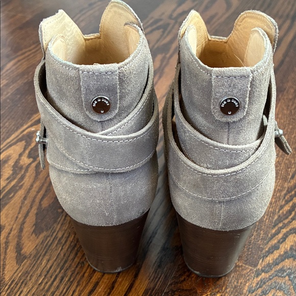 Rag & Bone Harrow Stone Waxy Leather Women's Ankle Booties Size 40 (10) - Picture 8 of 10